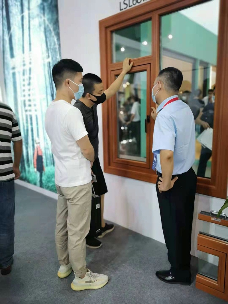 2021廣州建博會 | 樓上樓健康鋁木系統(tǒng)門窗精彩回顧！