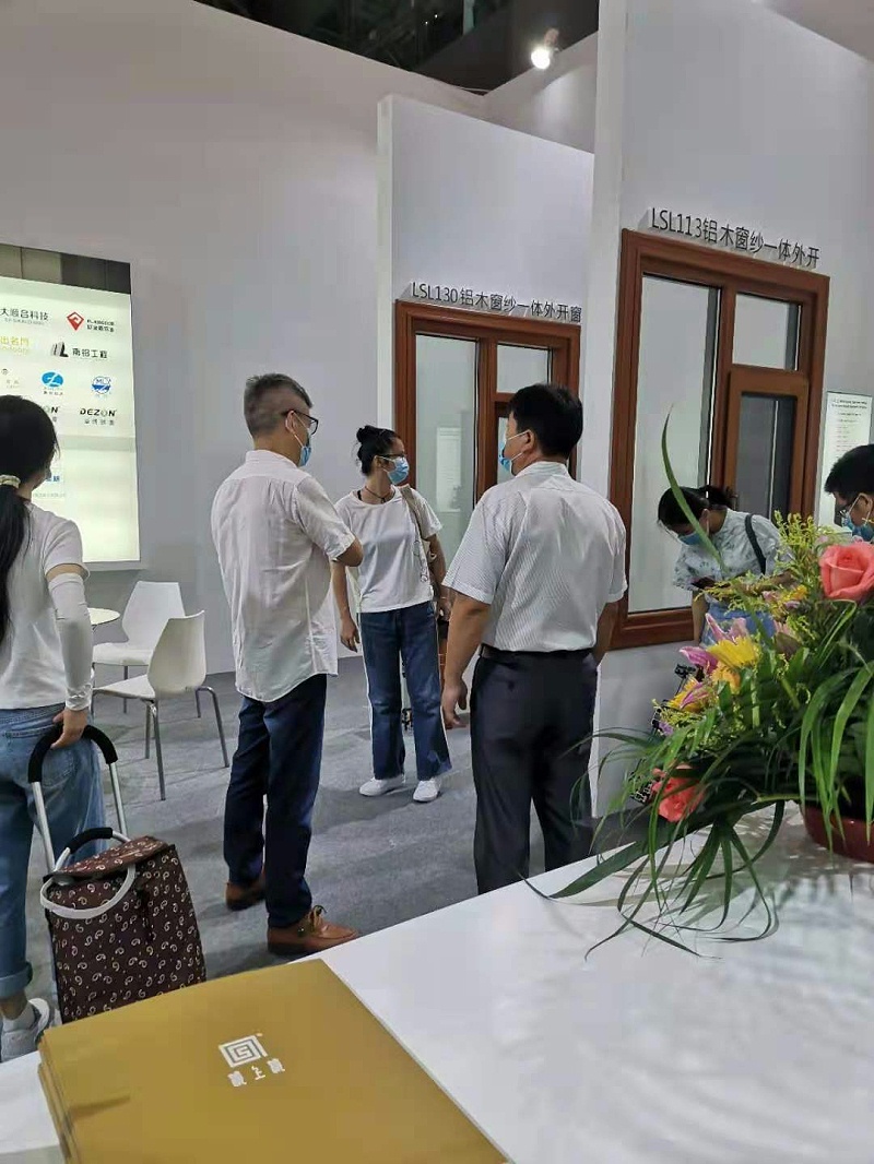 2021廣州建博會 | 樓上樓健康鋁木系統(tǒng)門窗精彩回顧！